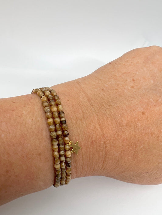 Mon Cajoux 2 en 1 en facettes de bohèmes Caramel marbré et ça petite breloque étoile doré à l’or fin