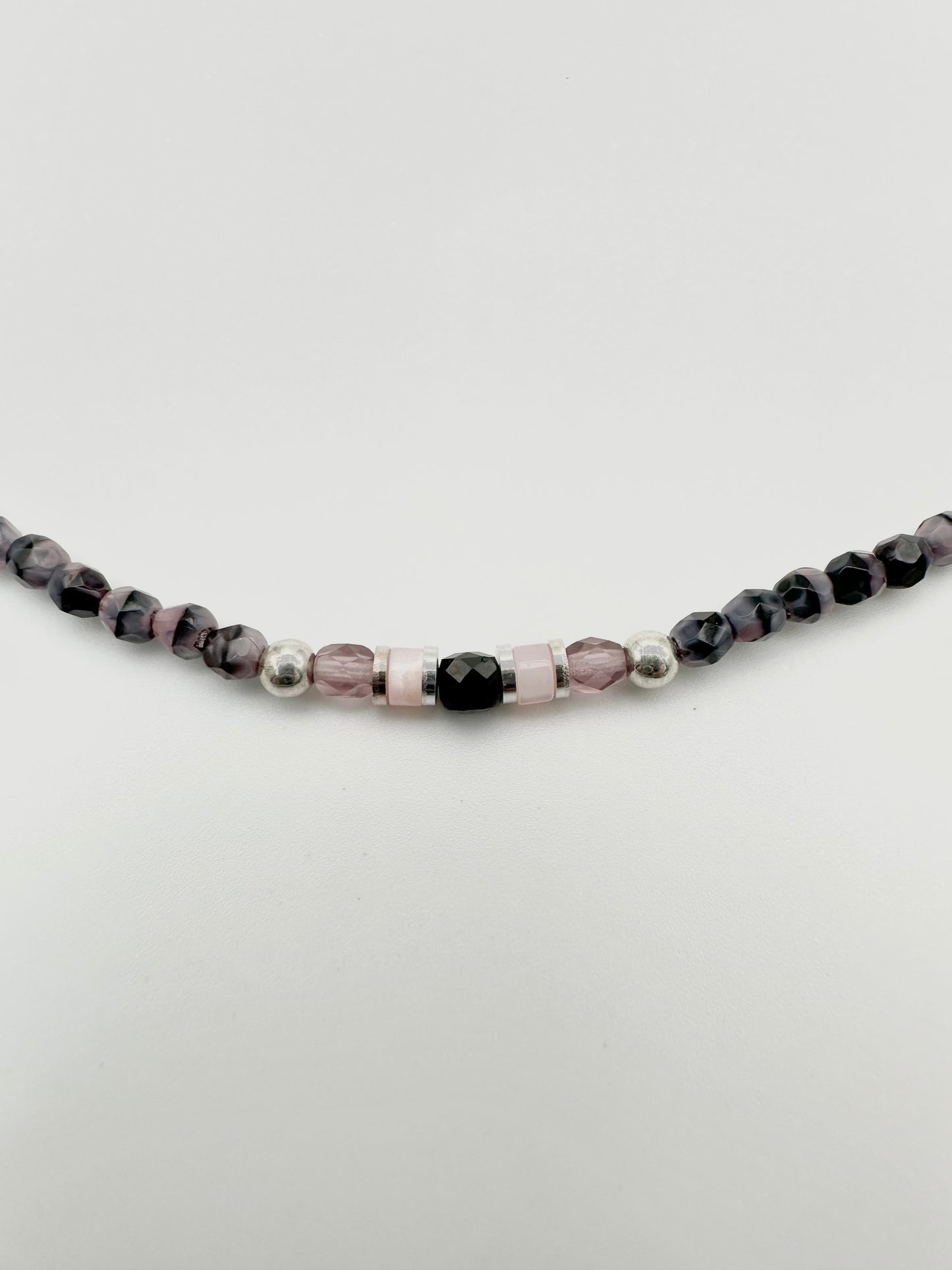 Facettes de bohème, noir et rose marbré