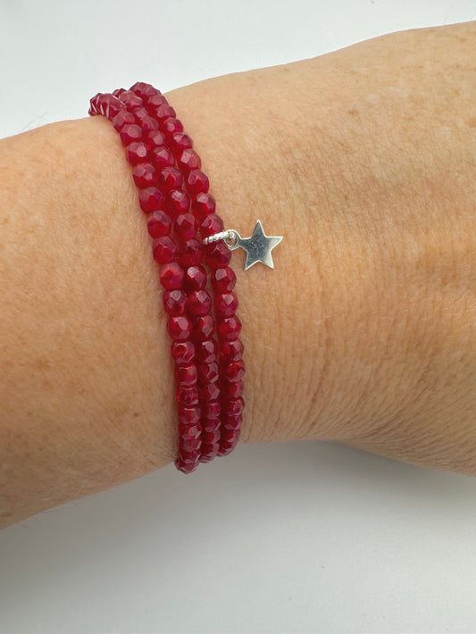 Mon Cajoux 2 en 1 en facettes de bohèmes Rubis et ça petite breloque étoile en argent massif