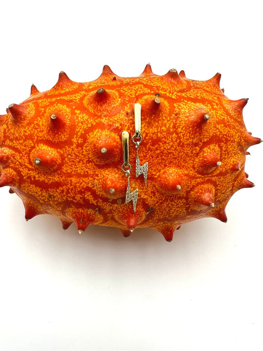 Mes Cajoux boucles d'oreilles goutte-éclairs doré et sa mesure et de 3,3 cm