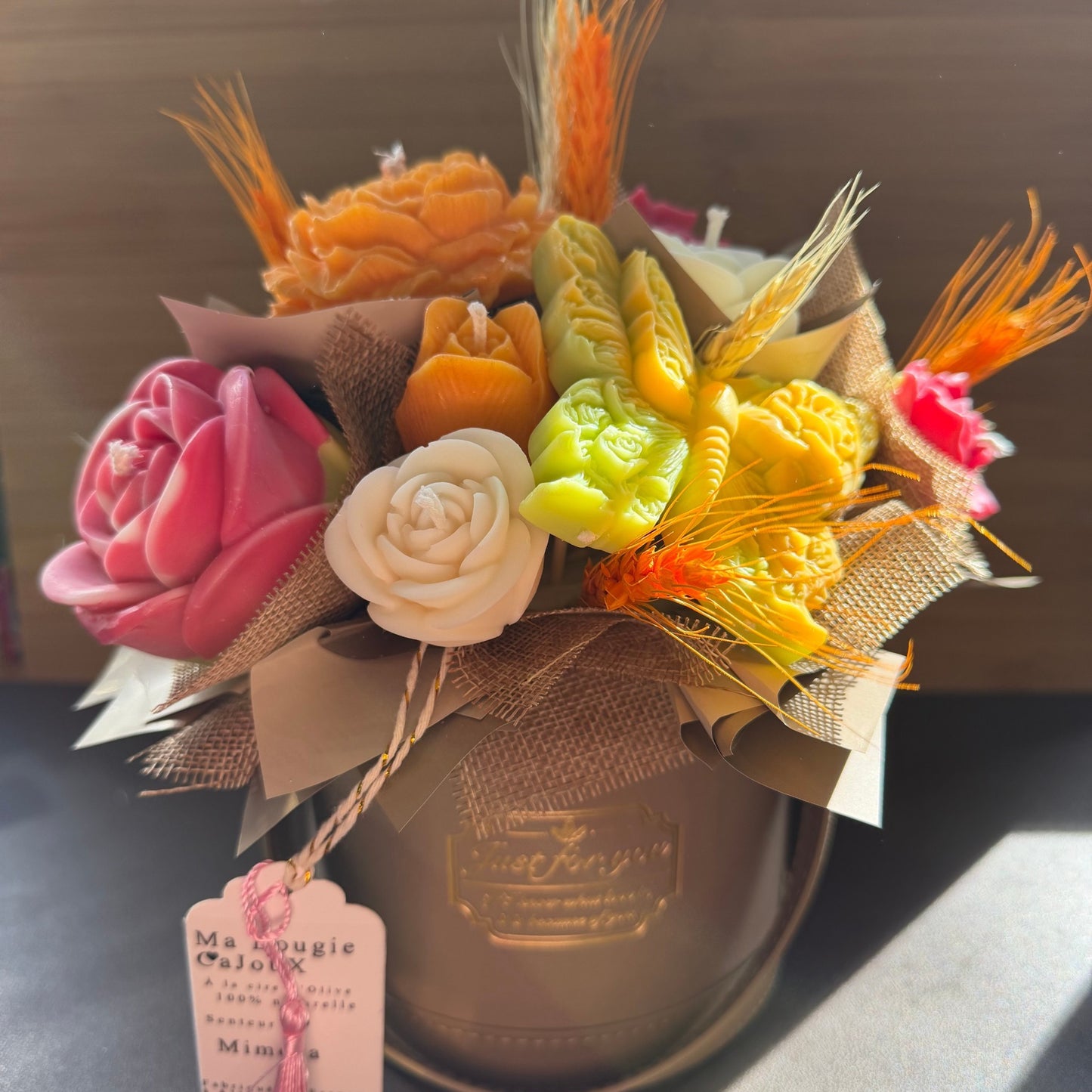 BOUQUET DE FLEURS EN BOUGIE ARTISANALE – CIRE VÉGÉTALE PARFUM MIMOSA
