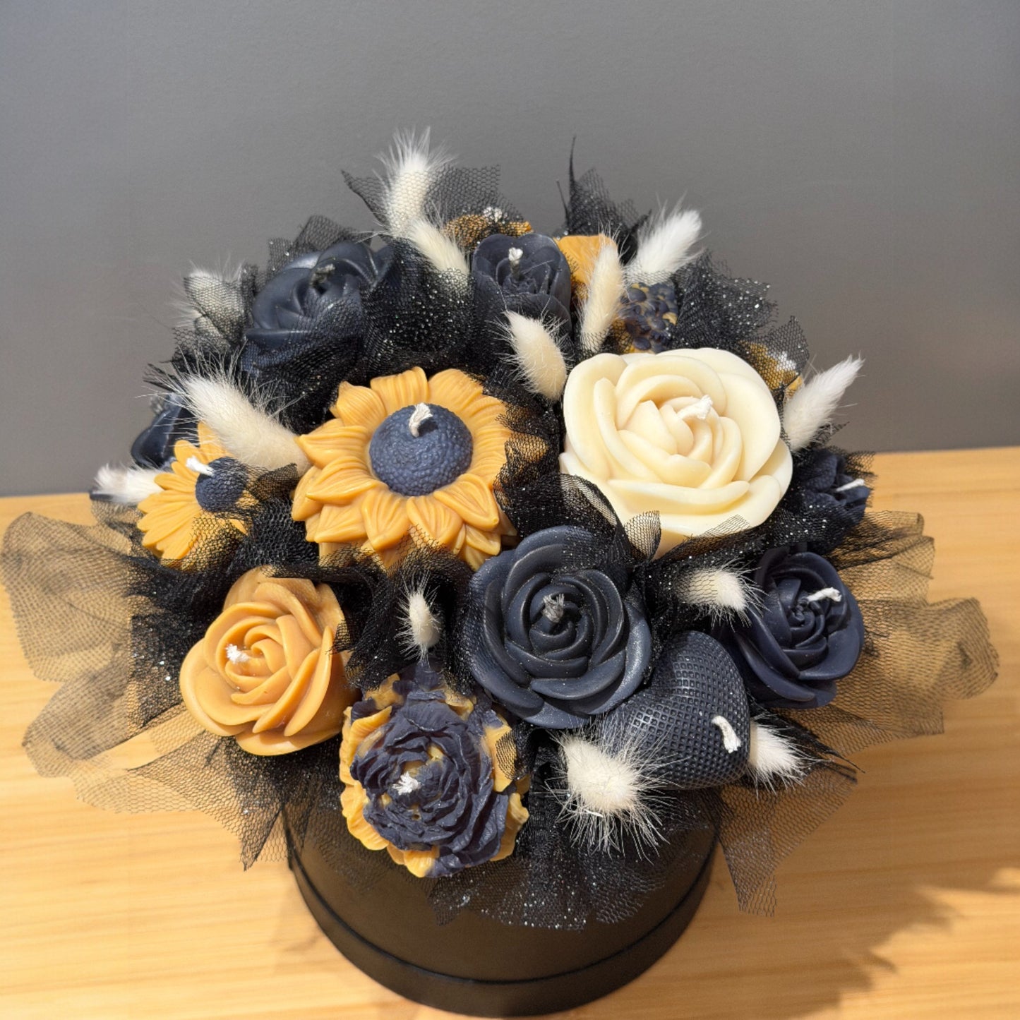 Bouquet de Fleurs en bougies CaJouX Parfumées à la  Cerice Noire L