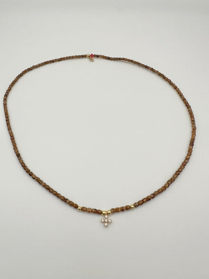 le 2 en 1 collier ou bracelet trois tours monter sur élastique en face de bohème, caramel, marbré et ses petites perles, Gold Filled