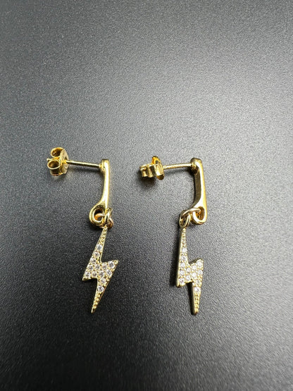 Mes Cajoux boucles d'oreilles goutte-éclairs doré et sa mesure et de 3,3 cm