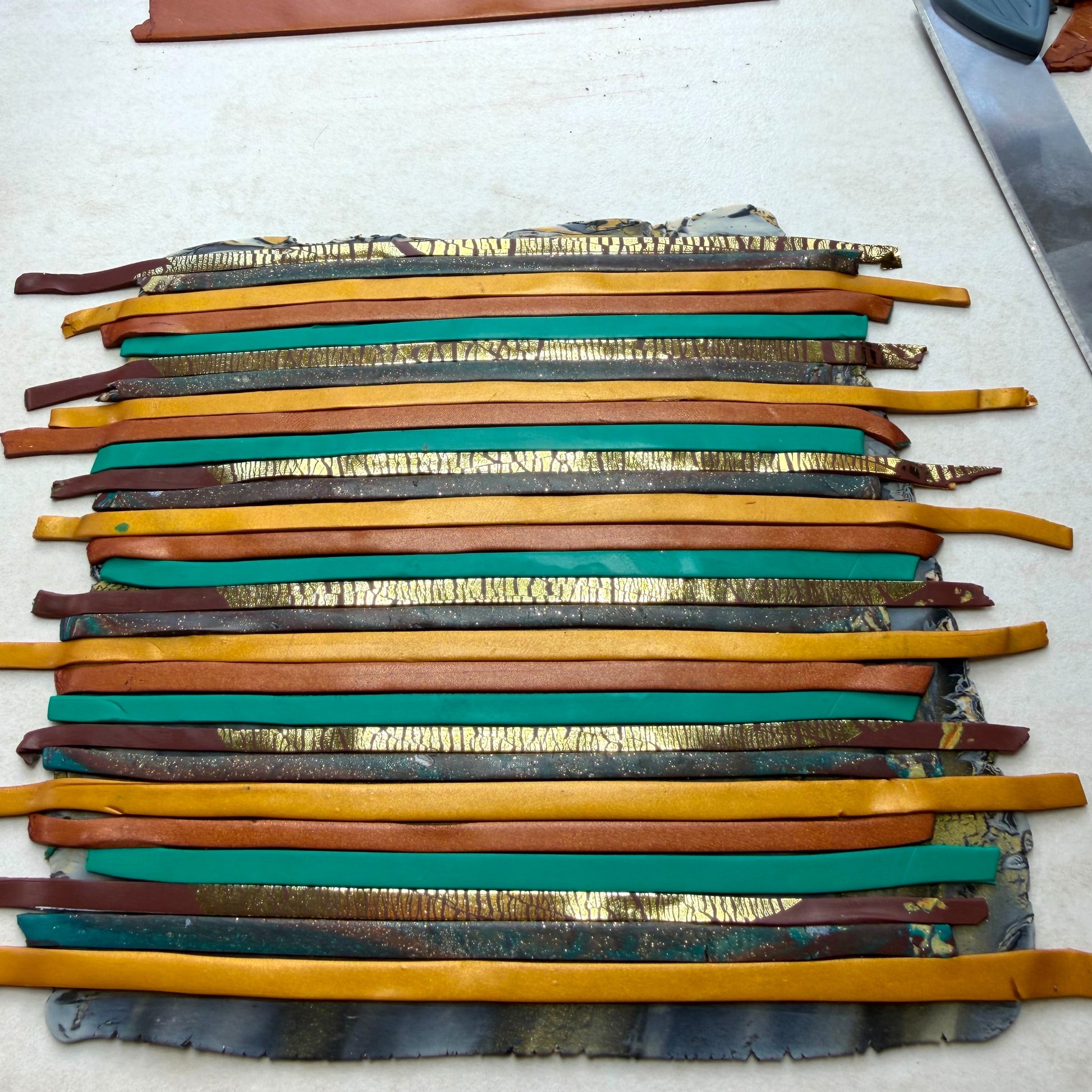 Photo de fabrication des boucles d'oreilles