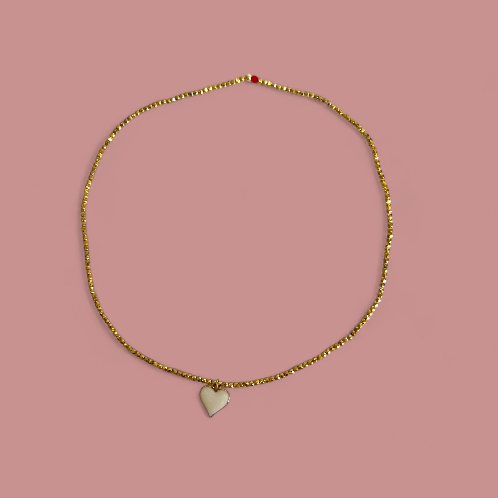 Mon CaJouX collier femme "Mon petit coeur blanc" en facette de bohème or
