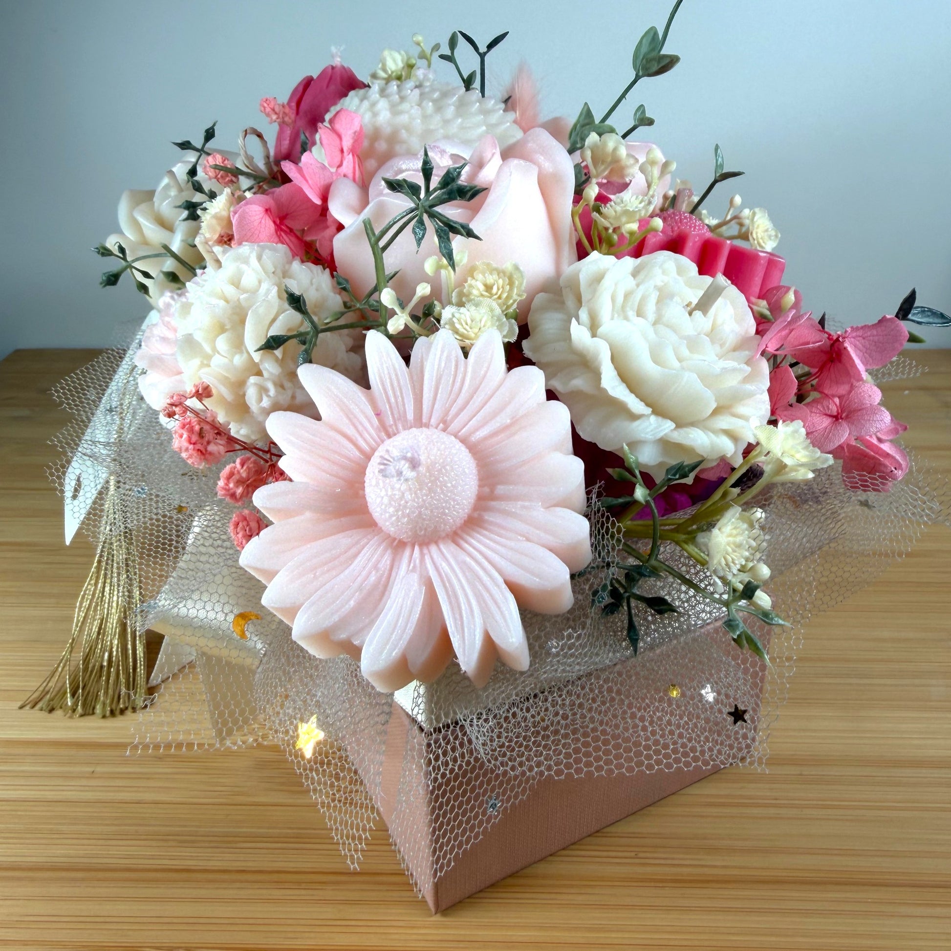 bouquet de fleaur parfumé au bois de oud 