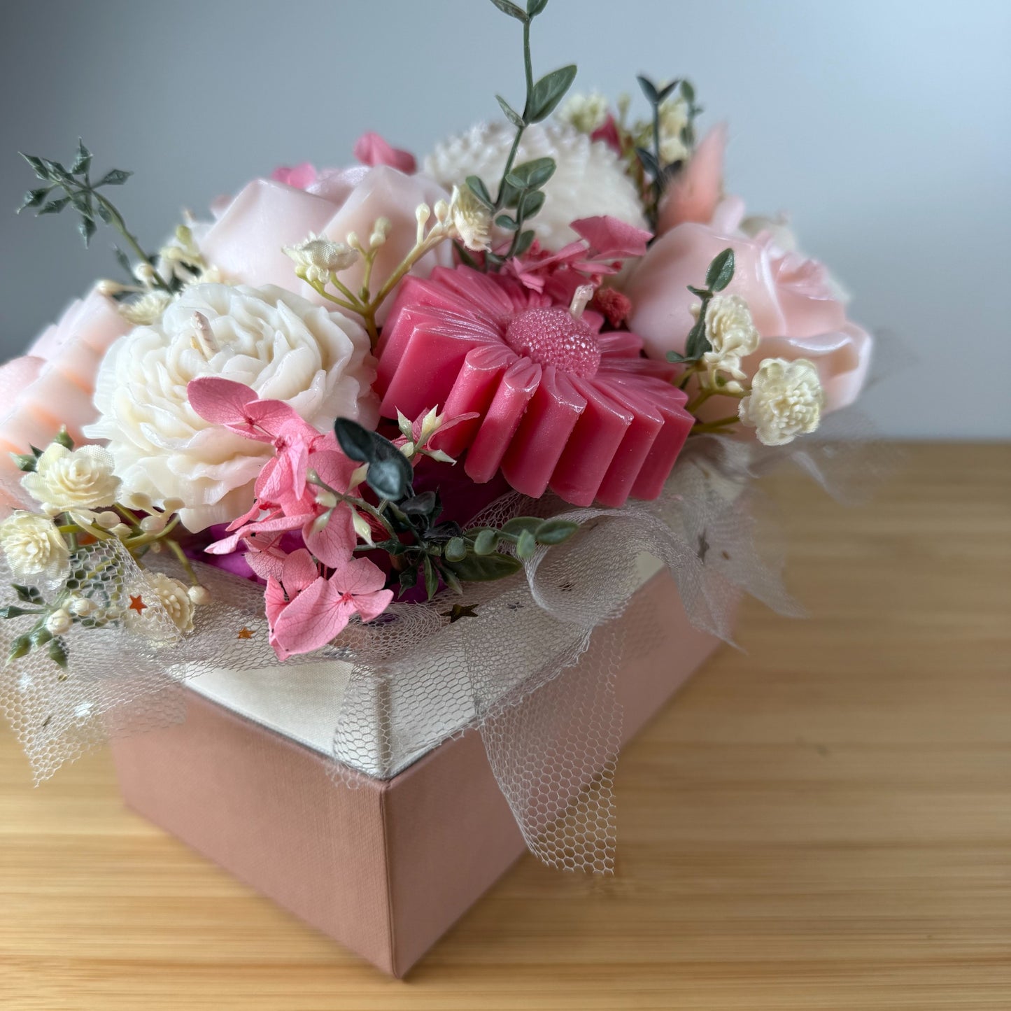 bouquet de fleaur parfumé au bois de oud 