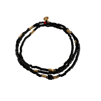 mon cajoux miyuki noir et or et ca perle onyx en 3 rangs de 48 cm soit en collier ou bracelet